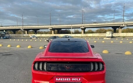 Ford Mustang VI рестайлинг, 2019 год, 2 850 000 рублей, 11 фотография