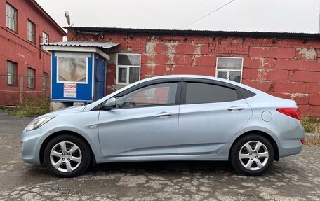 Hyundai Solaris II рестайлинг, 2011 год, 720 000 рублей, 6 фотография