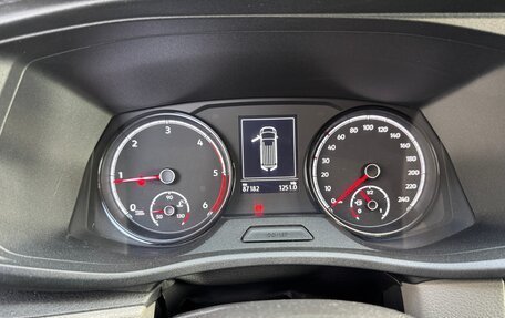 Volkswagen Caravelle T6 рестайлинг, 2021 год, 4 350 000 рублей, 19 фотография