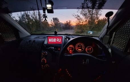 Honda Mobilio I, 2002 год, 530 000 рублей, 3 фотография