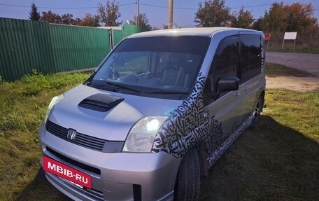 Honda Mobilio I, 2002 год, 530 000 рублей, 8 фотография