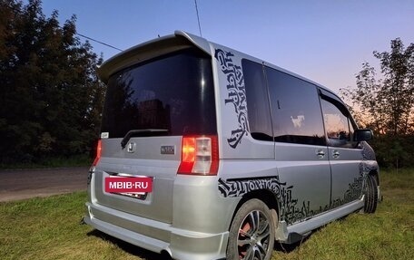 Honda Mobilio I, 2002 год, 530 000 рублей, 6 фотография