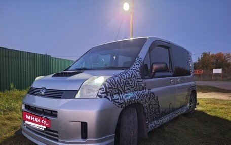 Honda Mobilio I, 2002 год, 530 000 рублей, 4 фотография