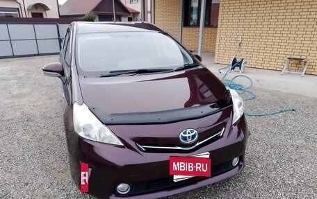 Toyota Prius Alpha I (ZVW40/41), 2013 год, 1 052 000 рублей, 5 фотография