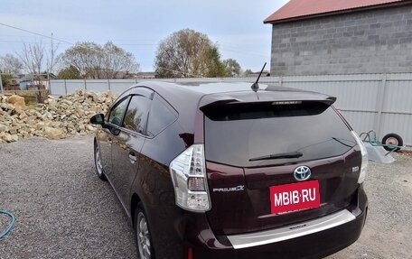 Toyota Prius Alpha I (ZVW40/41), 2013 год, 1 052 000 рублей, 15 фотография