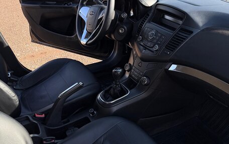 Chevrolet Cruze II, 2012 год, 670 000 рублей, 7 фотография