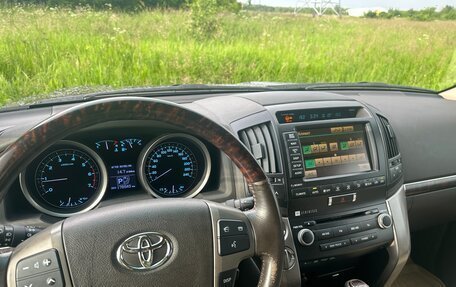 Toyota Land Cruiser 200, 2010 год, 4 100 000 рублей, 6 фотография