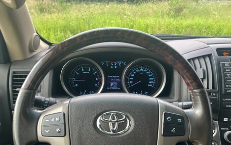Toyota Land Cruiser 200, 2010 год, 4 100 000 рублей, 7 фотография