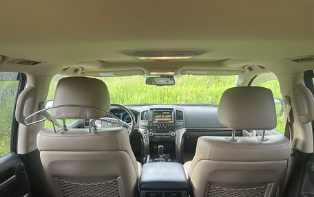 Toyota Land Cruiser 200, 2010 год, 4 100 000 рублей, 10 фотография
