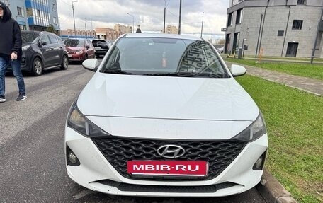 Hyundai Solaris II рестайлинг, 2020 год, 1 450 000 рублей, 2 фотография