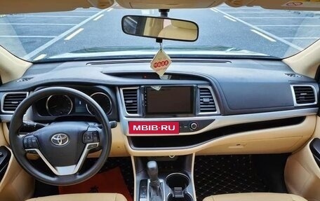 Toyota Highlander III, 2021 год, 2 650 008 рублей, 7 фотография