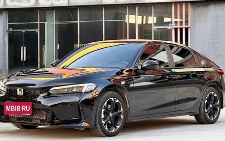 Honda Civic, 2023 год, 2 420 000 рублей, 3 фотография