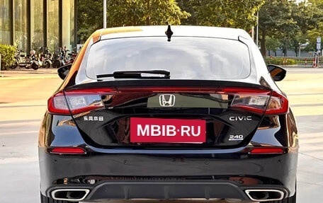 Honda Civic, 2023 год, 2 420 000 рублей, 9 фотография
