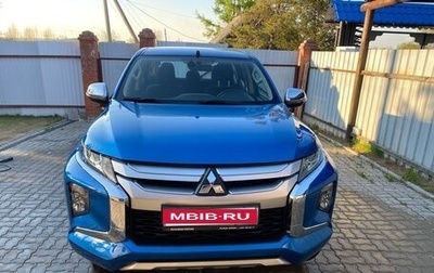 Mitsubishi L200 IV рестайлинг, 2020 год, 3 300 000 рублей, 1 фотография