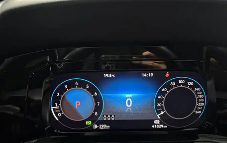 Volkswagen Golf VIII, 2021 год, 1 330 000 рублей, 11 фотография