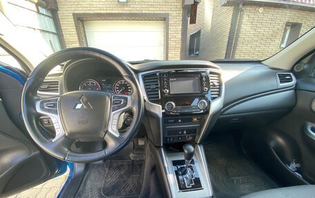 Mitsubishi L200 IV рестайлинг, 2020 год, 3 300 000 рублей, 11 фотография