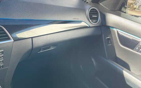 Mercedes-Benz C-Класс, 2012 год, 1 180 000 рублей, 27 фотография