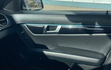 Mercedes-Benz C-Класс, 2012 год, 1 180 000 рублей, 26 фотография