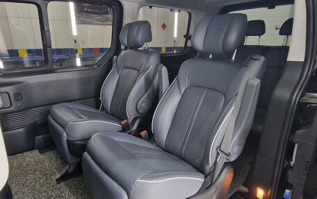 Hyundai Staria, 2021 год, 5 300 000 рублей, 4 фотография