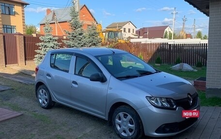Renault Sandero II рестайлинг, 2016 год, 830 000 рублей, 3 фотография