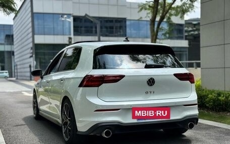 Volkswagen Golf GTI, 2022 год, 2 610 000 рублей, 5 фотография