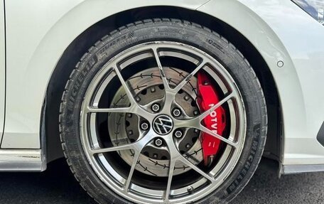Volkswagen Golf GTI, 2022 год, 2 610 000 рублей, 10 фотография