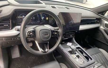 GAC GS8, 2022 год, 2 110 000 рублей, 9 фотография