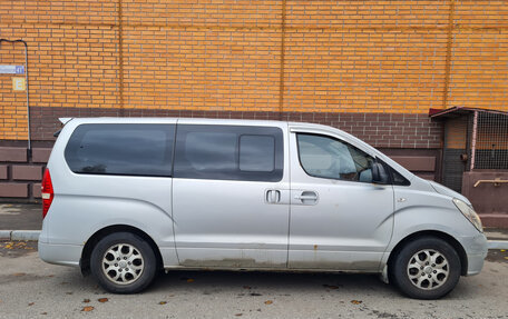 Hyundai Grand Starex Grand Starex I рестайлинг 2, 2010 год, 900 000 рублей, 4 фотография