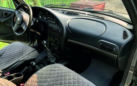 Chevrolet Niva I рестайлинг, 2011 год, 450 000 рублей, 16 фотография