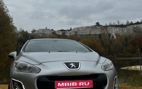 Peugeot 308 II, 2011 год, 504 000 рублей, 2 фотография