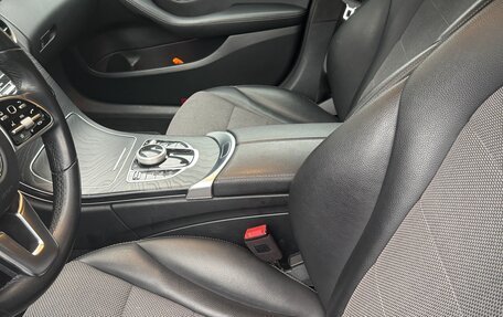 Mercedes-Benz C-Класс, 2019 год, 2 470 000 рублей, 22 фотография