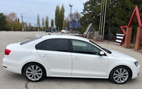 Volkswagen Jetta VI, 2013 год, 1 200 000 рублей, 11 фотография
