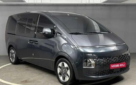Hyundai Staria, 2022 год, 3 520 000 рублей, 1 фотография