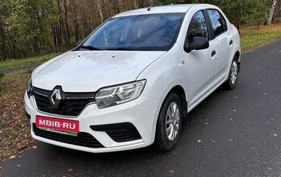 Renault Logan II, 2018 год, 815 000 рублей, 1 фотография