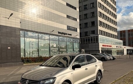 Volkswagen Polo VI (EU Market), 2018 год, 750 000 рублей, 2 фотография