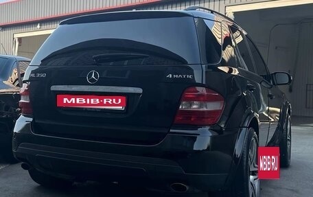 Mercedes-Benz M-Класс, 2005 год, 1 050 000 рублей, 2 фотография