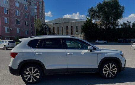 Volkswagen Taos, 2021 год, 2 300 000 рублей, 3 фотография