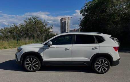 Volkswagen Taos, 2021 год, 2 300 000 рублей, 4 фотография