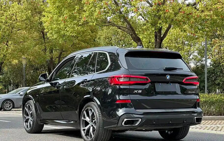 BMW X5, 2022 год, 6 030 888 рублей, 3 фотография