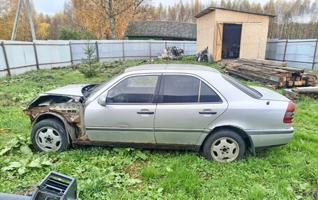 Mercedes-Benz C-Класс, 1995 год, 80 000 рублей, 5 фотография