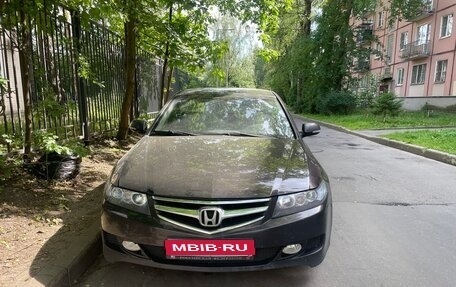 Honda Accord VII рестайлинг, 2006 год, 650 000 рублей, 1 фотография