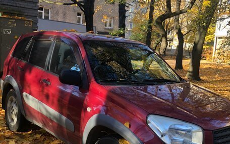 Toyota RAV4, 2001 год, 300 000 рублей, 2 фотография