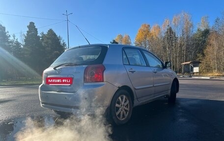 Toyota Corolla, 2005 год, 390 000 рублей, 4 фотография
