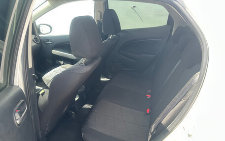 Mazda 2 III, 2011 год, 620 000 рублей, 12 фотография