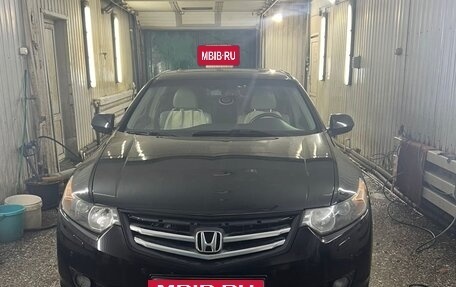 Honda Accord VIII рестайлинг, 2008 год, 1 000 000 рублей, 2 фотография