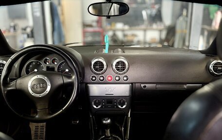 Audi TT, 2001 год, 800 000 рублей, 20 фотография