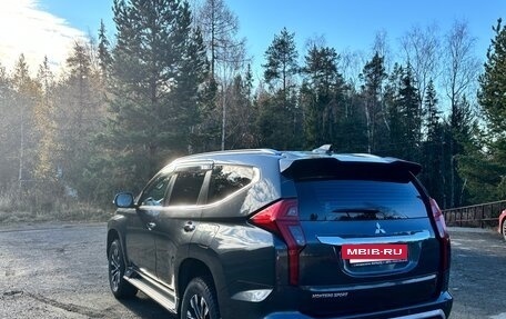 Mitsubishi Montero Sport, 2023 год, 4 990 000 рублей, 2 фотография