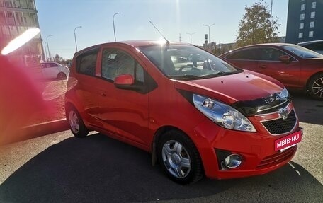 Chevrolet Spark III, 2011 год, 570 000 рублей, 2 фотография