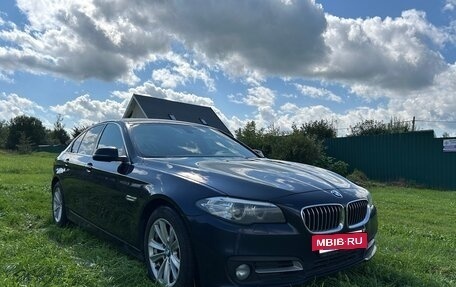 BMW 5 серия, 2014 год, 2 100 000 рублей, 2 фотография