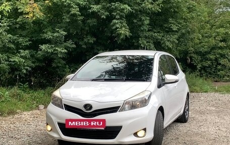 Toyota Vitz, 2013 год, 710 000 рублей, 2 фотография
